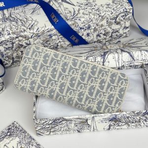CD 30 Montaigne Voyageur Slim 19.5cm White Grey Jacquard 258608