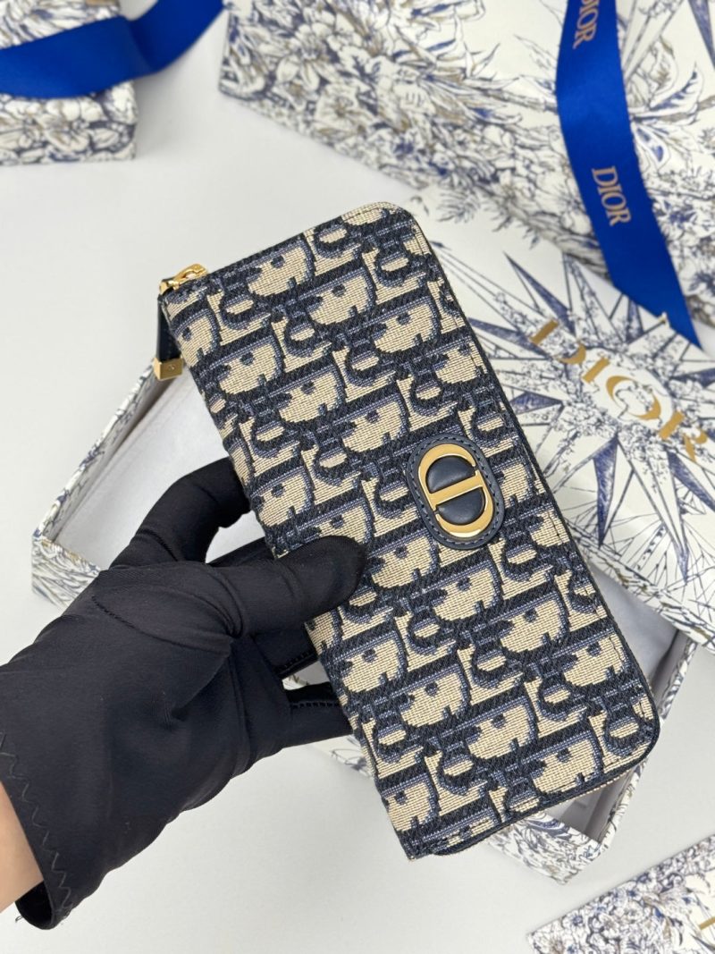 CD 30 Montaigne Voyageur Slim 19.5cm Blue Jacquard 258610