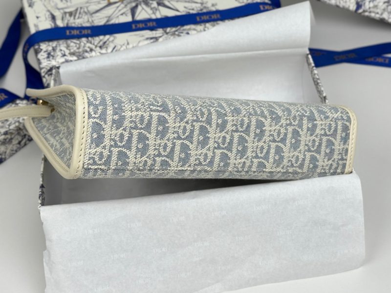 CD 30 Montaigne Dea Pouch 26cm White Blue Jacquard 258615