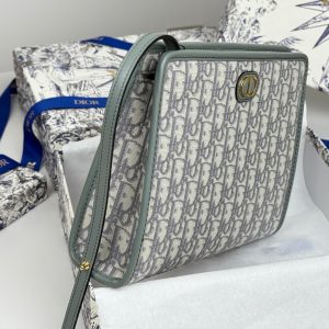 CD 30 Montaigne Dea Pouch 26cm Grayish Jacquard 258617