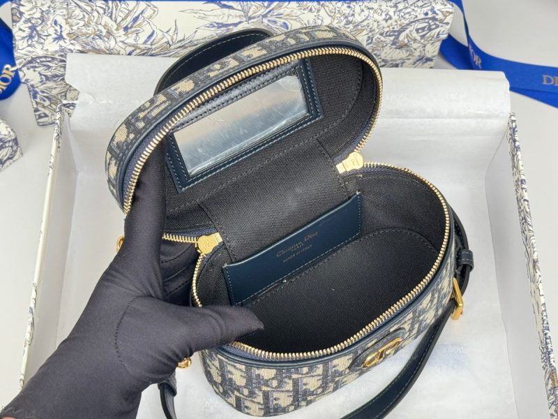 CD 30 Montaigne Mini Vanity Case 16.5cm Blue Jacquard