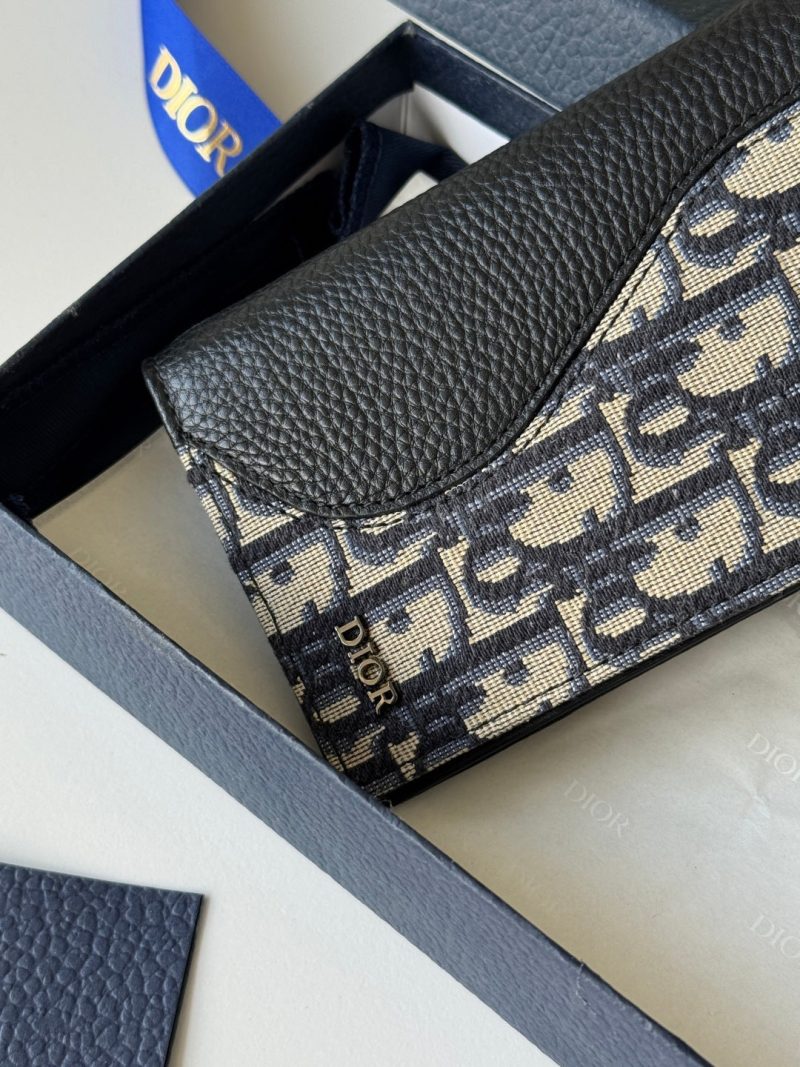 CD Saddle Long Vertical Wallet Black Beige Cowhide & Jacquard