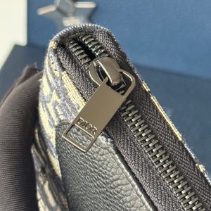 CD Saddle Long Zipped Wallet Black Beige Grain Cowhide & Jacquard