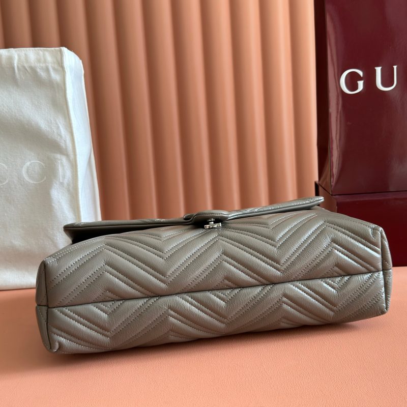 GG MaxiMatelassé GG Marmont Shoulder Bag 37.5 Grey Leather