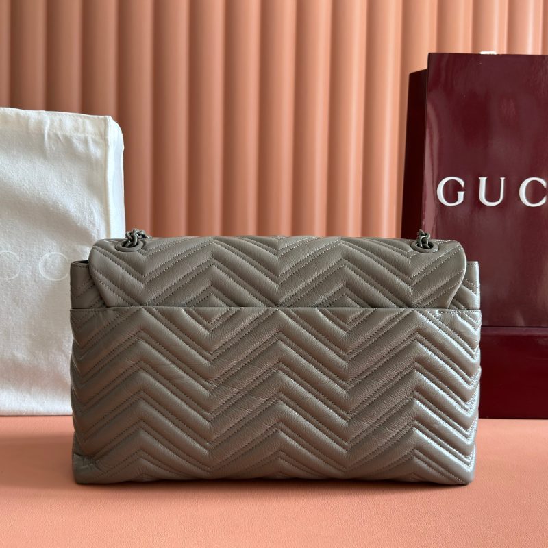 GG MaxiMatelassé GG Marmont Shoulder Bag 37.5 Grey Leather