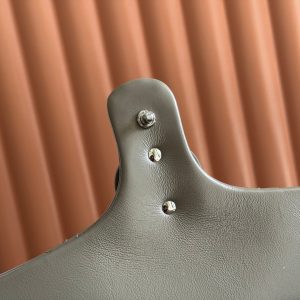 GG MaxiMatelassé GG Marmont Shoulder Bag 37.5 Grey Leather