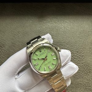 Rolex 25 Oyster Perpetual 41mm Pistachio Green
