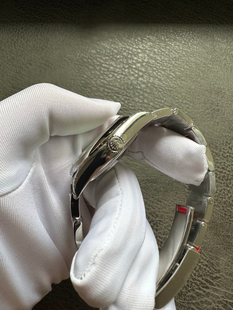 Rolex 25 Oyster Perpetual 41mm Pistachio Green