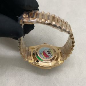 Rolex Day-Date 40mm Mop Dial Gold