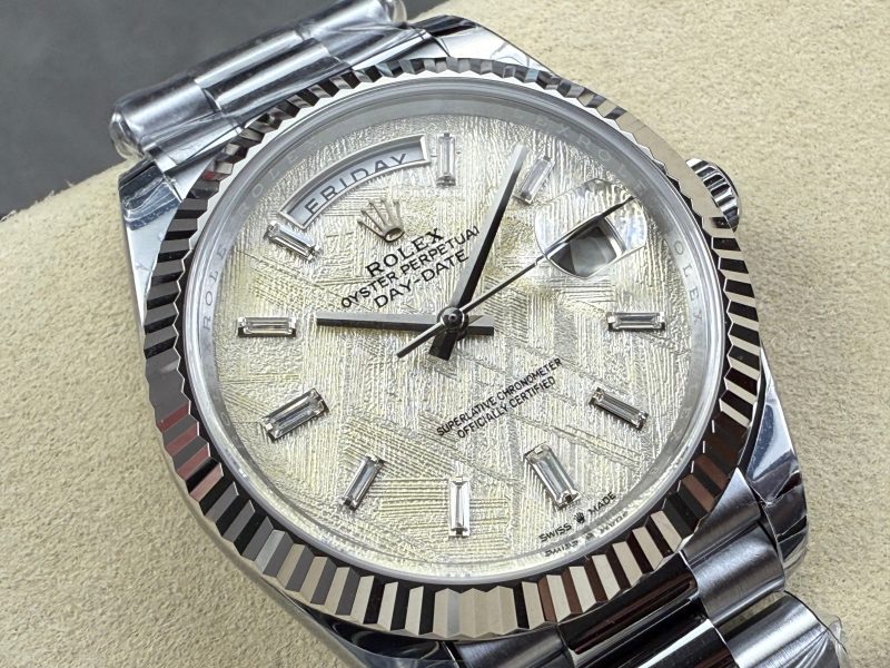 Rolex Day-Date 40mm Silver Gold