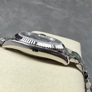 Rolex Day-Date 36mm Silver Navy Blue