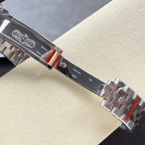 Rolex Land Dweller 40mm Silver White