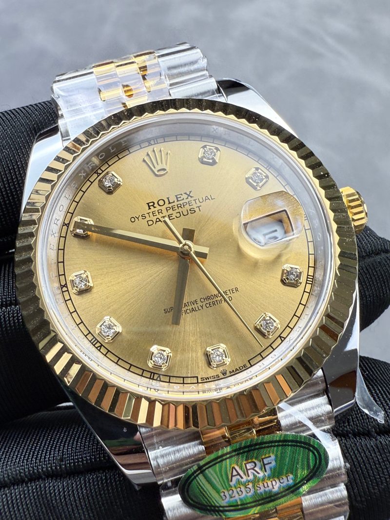 Rolex Datejust 41mm Silver Gold