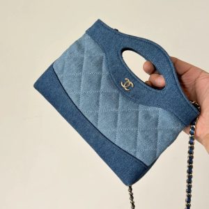imgHD_b1ac09d1_20260126_cmp_o_1jfsp567tbpn1o2p4bumqsrss3_jpeg Chanel 26 Clutch 21 Blue Denim Gold Hardware