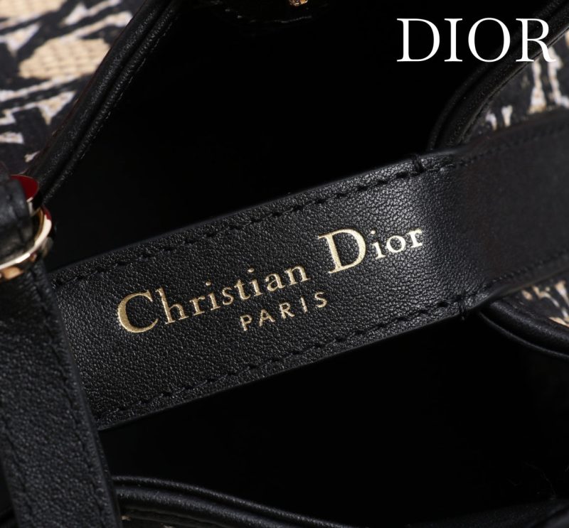 CD Toujours Bag 29 Diamond Black Beige Leather