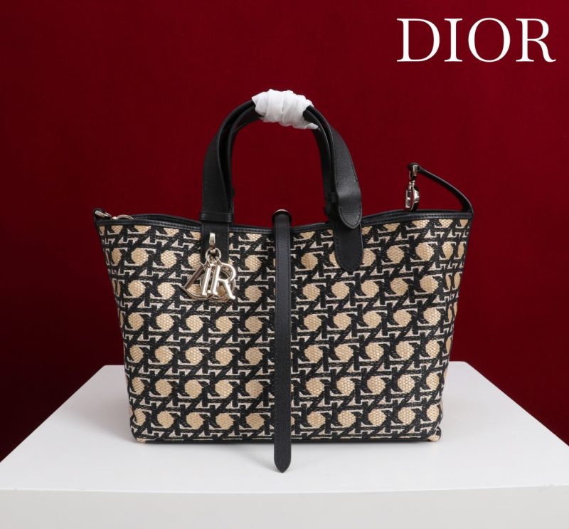 CD Toujours Bag 29 Diamond Black Beige Leather