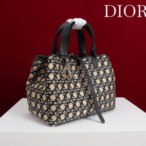 CD Toujours Bag 29 Diamond Black Beige Leather