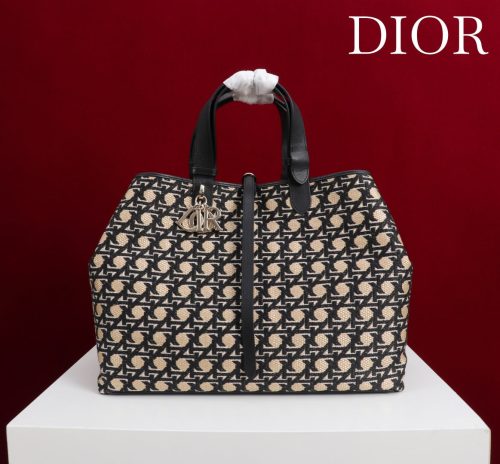 CD Toujours Bag 37 Diamond Black Beige Leather