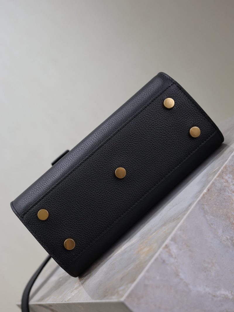 Sac De Jour Nano 22cm Black Grain Cowhide GHW