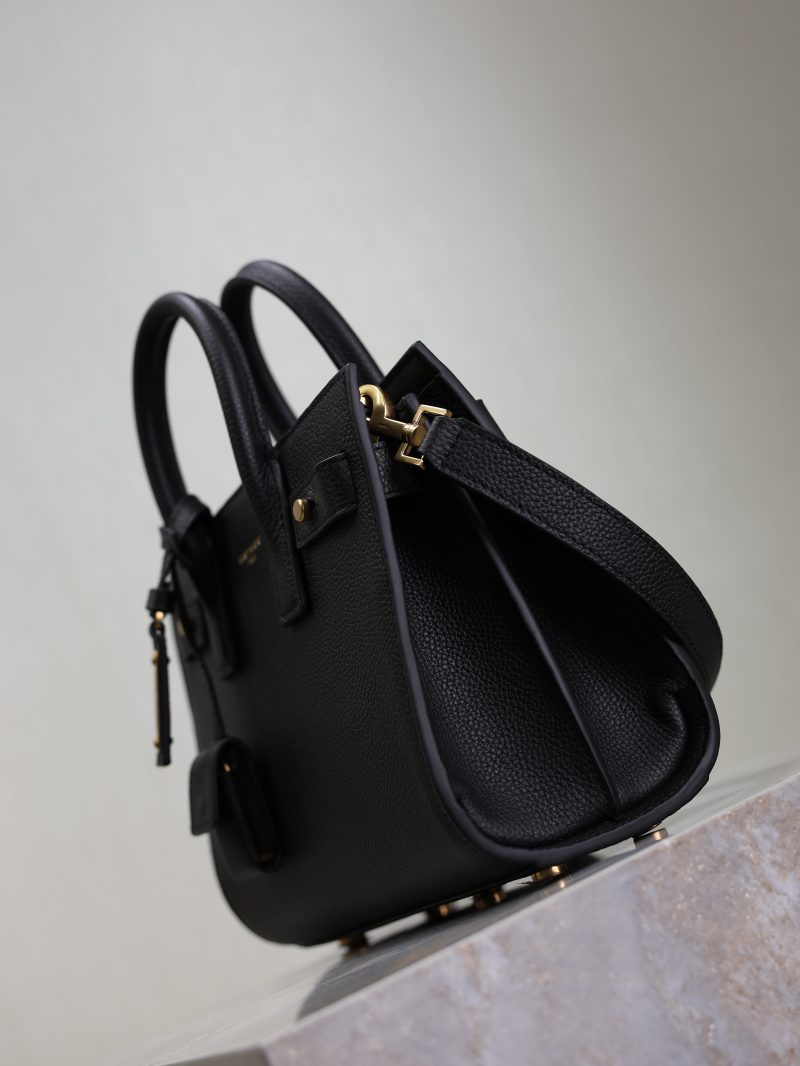 Sac De Jour Nano 22cm Black Grain Cowhide GHW