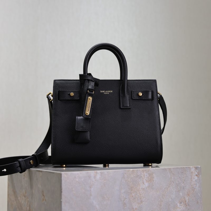 Sac De Jour Nano 22cm Black Grain Cowhide GHW