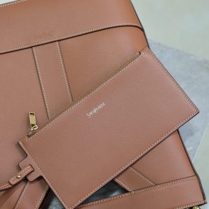 Y Small Bucket 23cm Caramel Leather