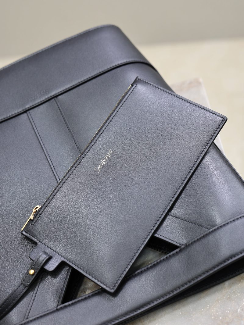 Y Small Bucket 23cm Black Leather