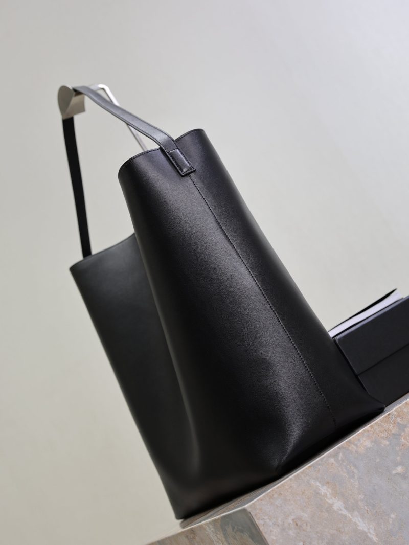 YSL Bold Hobo 37cm Black Cowhide