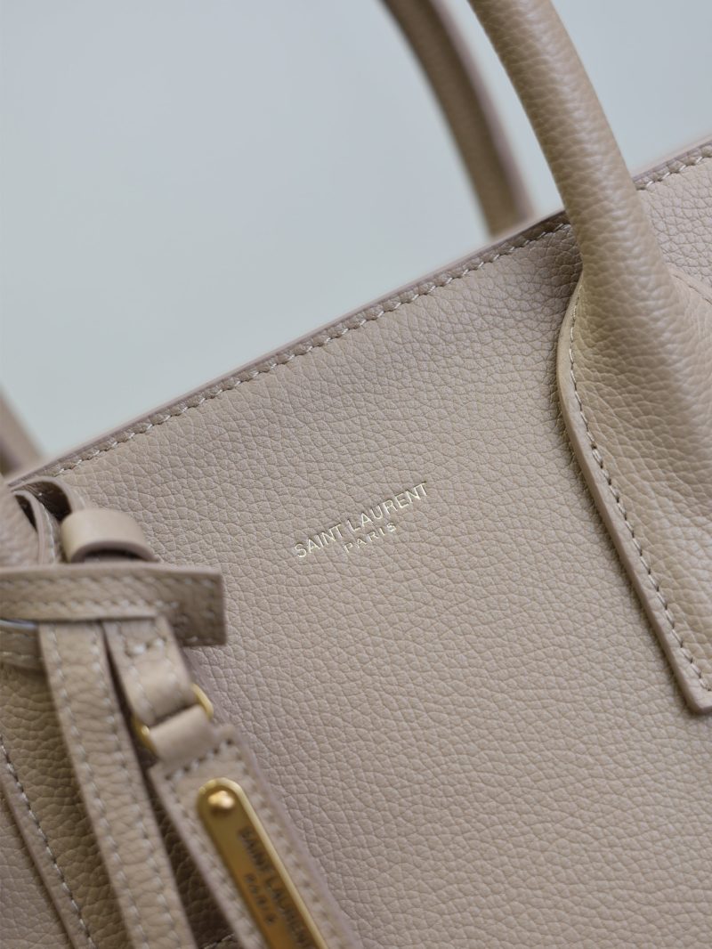 Sac De Jour Nano 32cm Beige Cowhide GHW