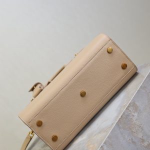 Sac De Jour Nano 26cm Beige Grain Cowhide GHW