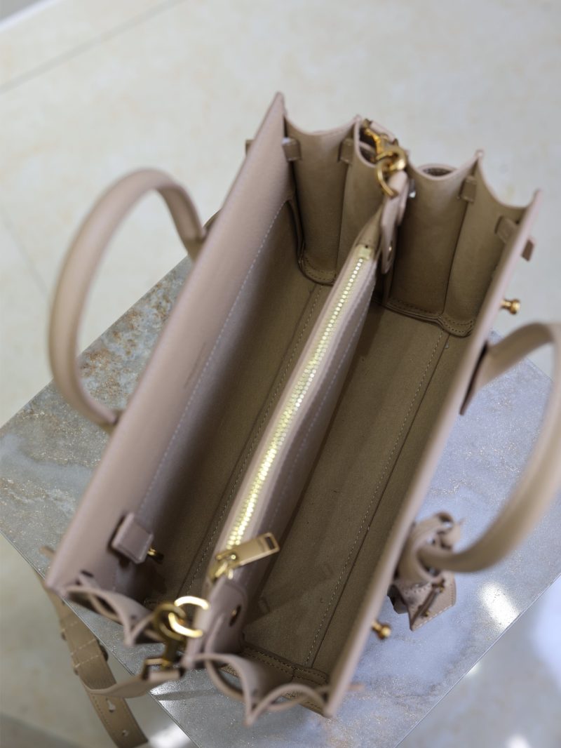 Sac De Jour Nano 26cm Beige Grain Cowhide GHW