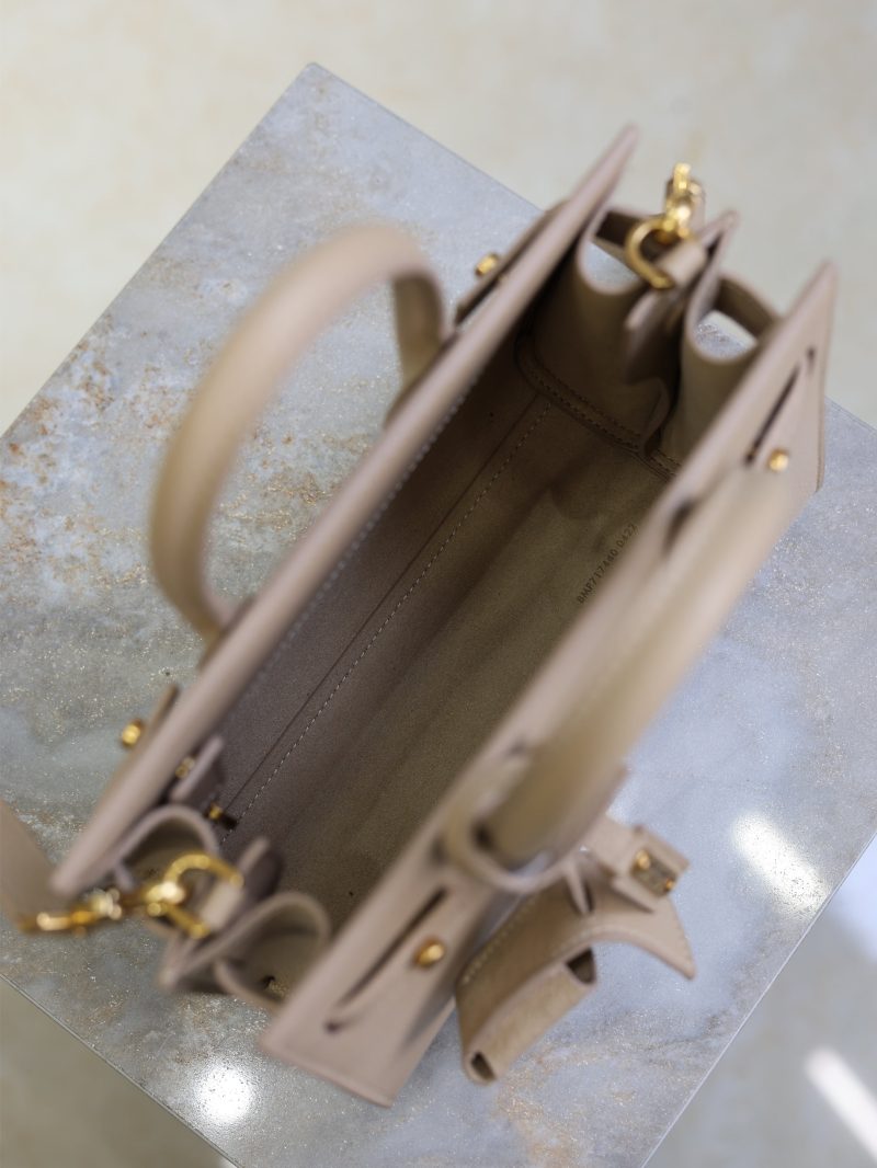 Sac De Jour Nano 22cm Beige Grain Cowhide GHW