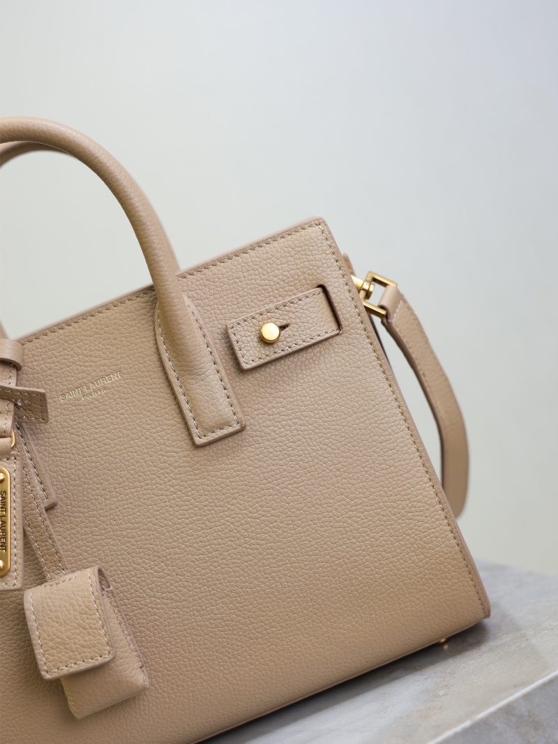 Sac De Jour Nano 22cm Beige Grain Cowhide GHW