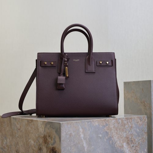 imgHD_f8c0bdc9_20250817_i1755416830147_8495_0_0.jpg_1 Sac De Jour Nano 32cm Dark Burgundy Grain Cowhide GHW