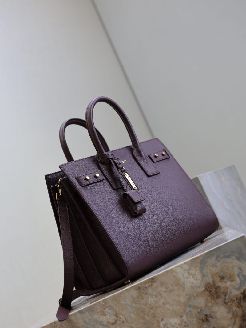 Sac De Jour Nano 32cm Dark Burgundy Grain Cowhide GHW