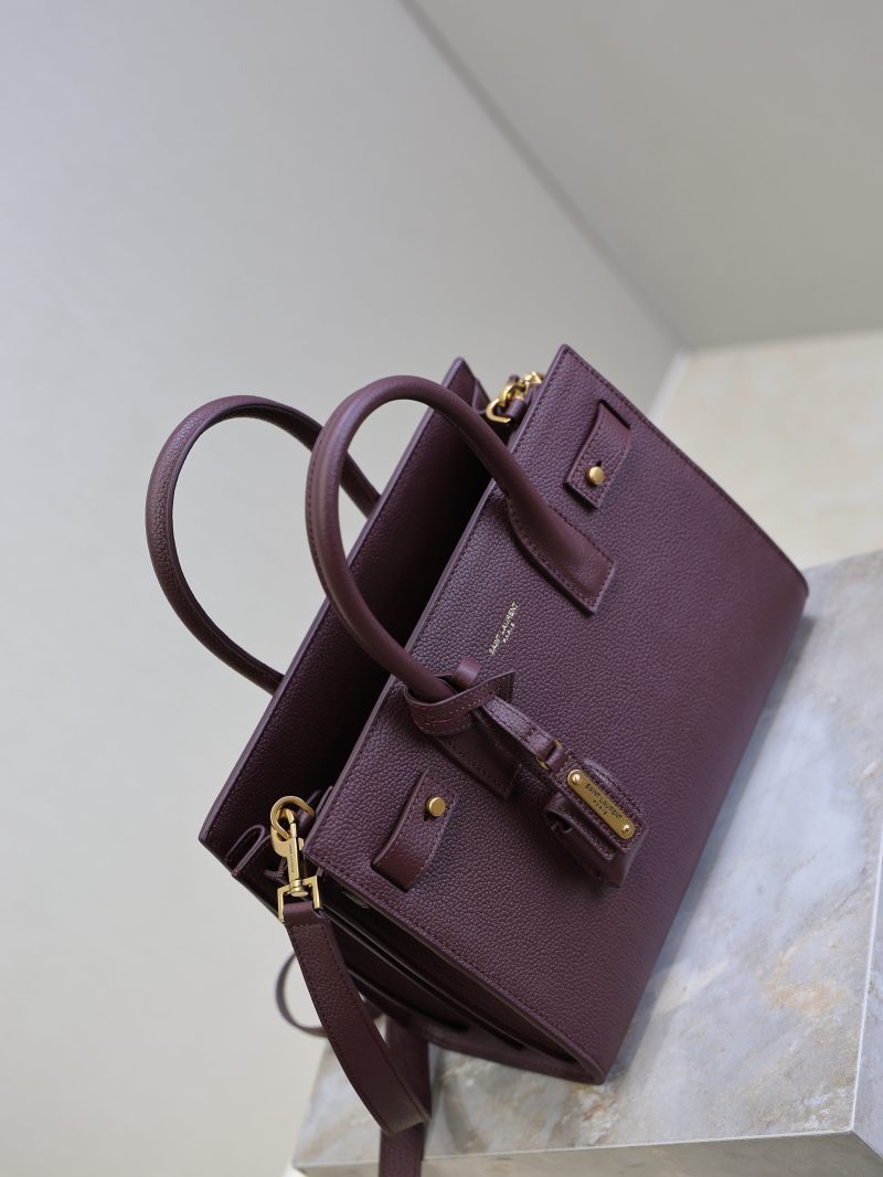 Sac De Jour Nano 26cm Dark Burgundy Grain Cowhide GHW