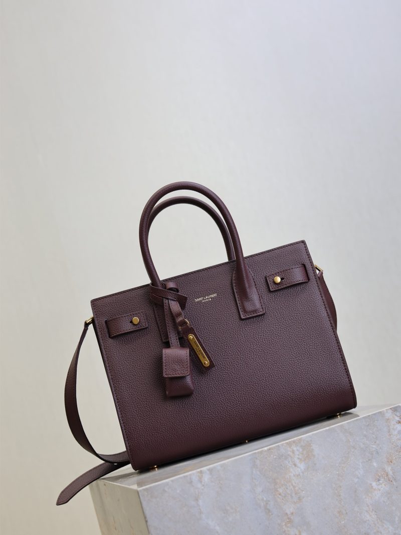Sac De Jour Nano 26cm Dark Burgundy Grain Cowhide GHW