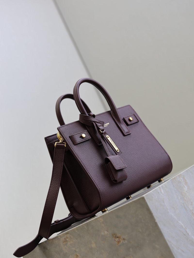 Sac De Jour Nano 22cm Dark Burgundy Grain Cowhide GHW