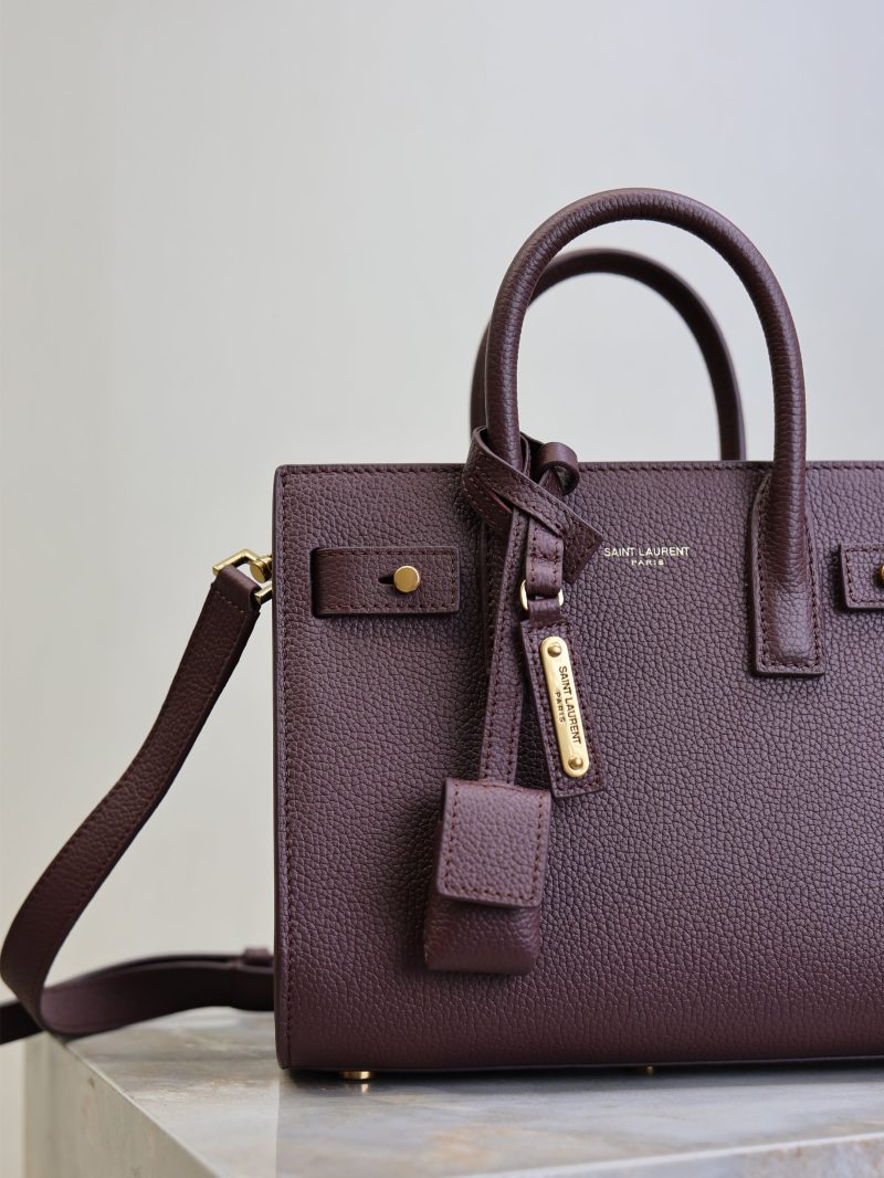 Sac De Jour Nano 22cm Dark Burgundy Grain Cowhide GHW