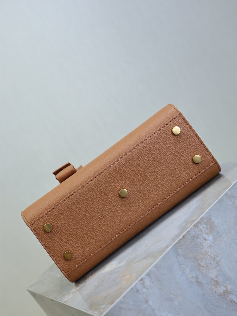 Sac De Jour Nano 26cm Brown Grain Cowhide GHW