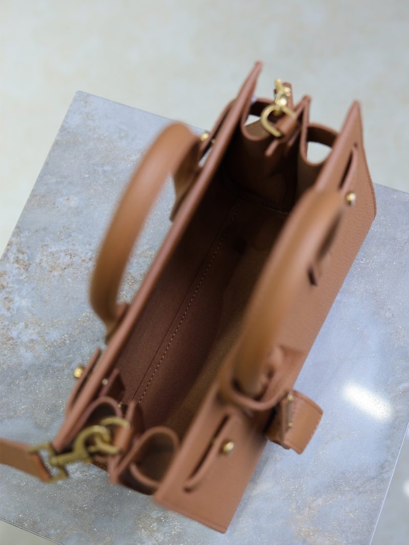 Sac De Jour Nano 22cm Brown Grain Cowhide GHW