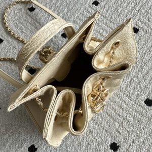 Chanel 2025 Backpack 23cm Light Yellow Grained Calfskin 318276