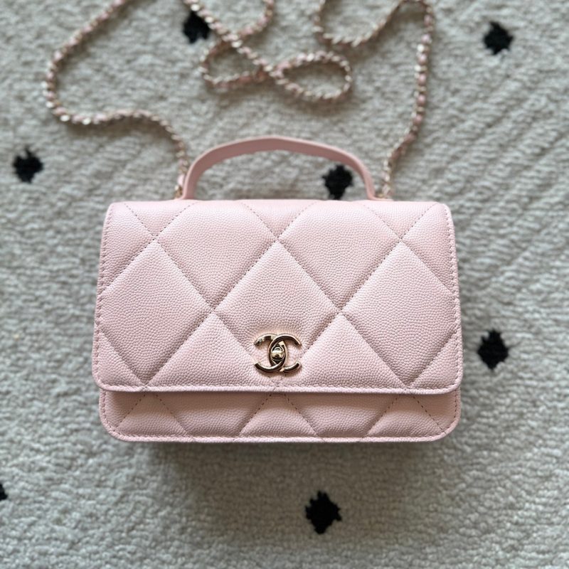 Chanel 2025 Trendy CC Wallet on Chain 19cm Bag Pink Caviar Leather 320290