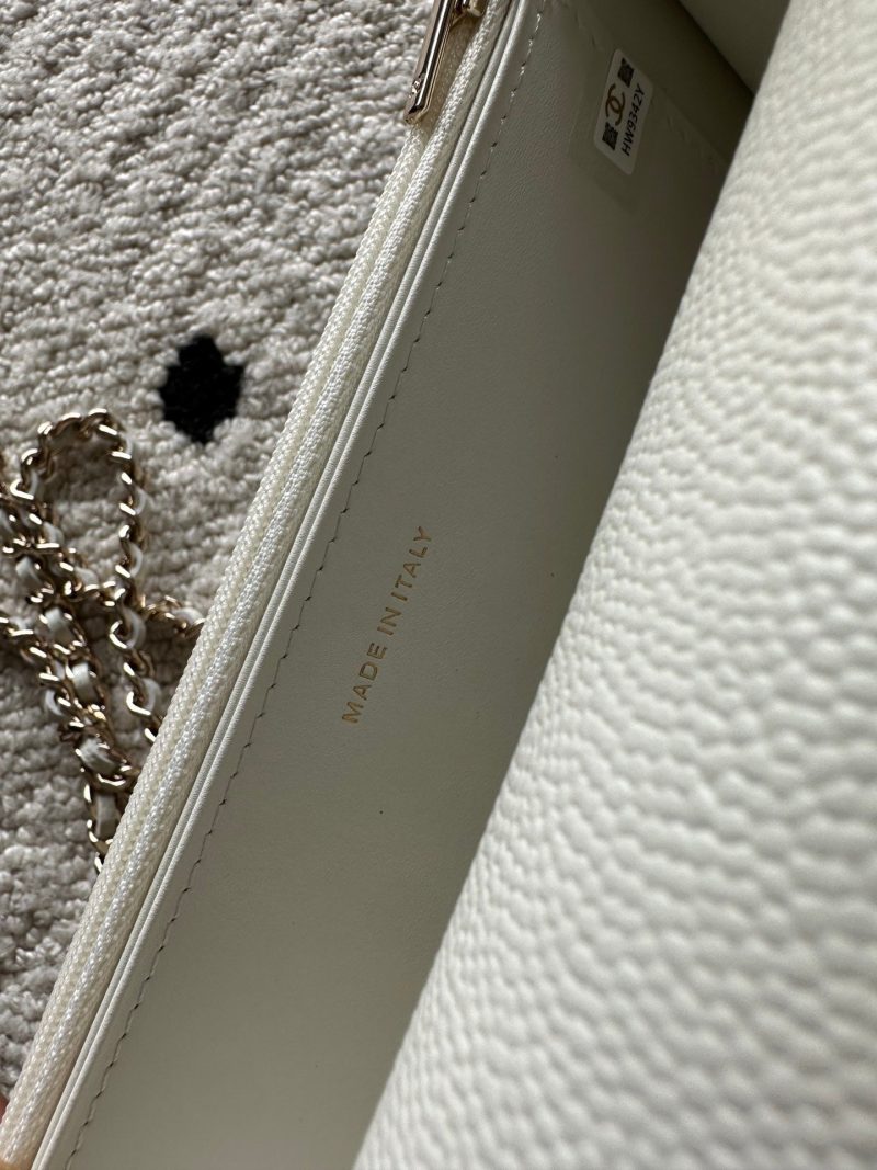 Chanel 2025 Trendy CC Wallet on Chain 19cm Bag White Caviar Leather 320292