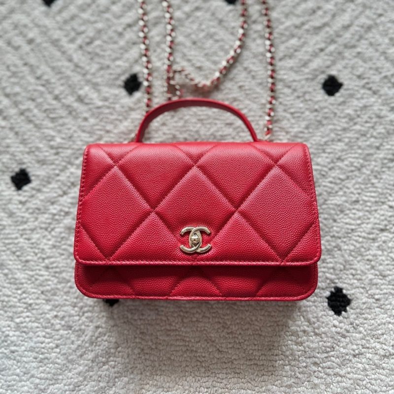 Chanel 2025 Trendy CC Wallet on Chain 19cm Bag Red Caviar Leather 320293