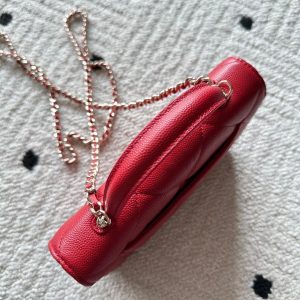 Chanel 2025 Trendy CC Wallet on Chain 19cm Bag Red Caviar Leather 320293