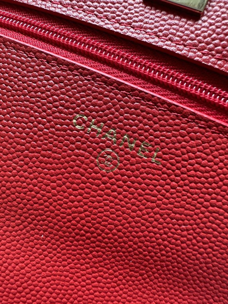 Chanel 2025 Trendy CC Wallet on Chain 19cm Bag Red Caviar Leather 320293