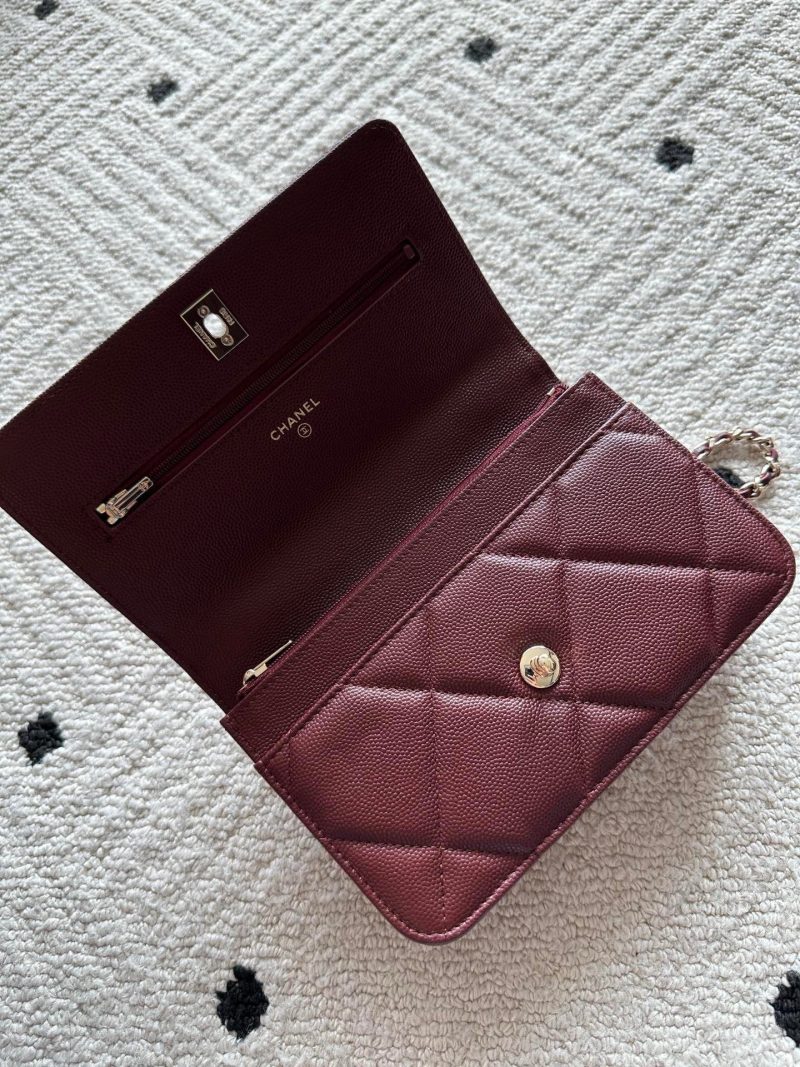 Chanel 2025 Trendy CC Wallet on Chain 19cm Bag Burgundy Caviar Leather 320294