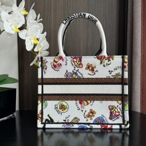 Small CD Book Tote 26.5cm White Multicolor Dragon Zodiac Embroidery
