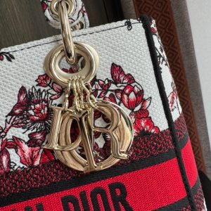 medium lady 24 red white embroidery